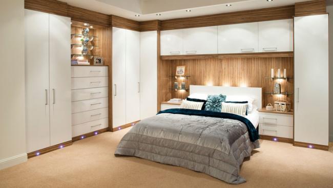 Stylish dan Hemat Ruang dengan Built-In Furniture